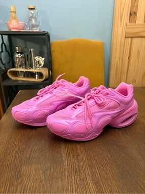 Nike Air Max Muse Pink Spell (FV1920-602) women's size 9